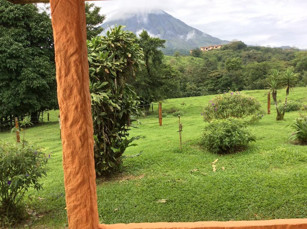 Cabinas Los Guayabos Hotel La Fortuna ห้อง รูปภาพ