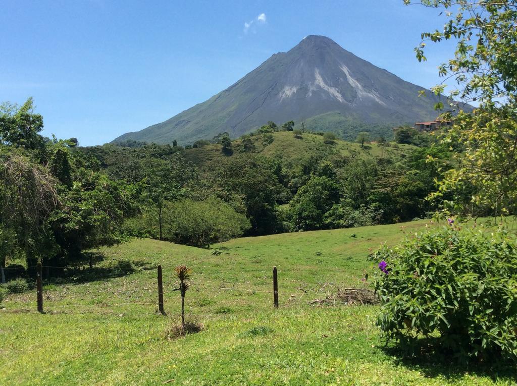 Cabinas Los Guayabos Hotel La Fortuna ภายนอก รูปภาพ